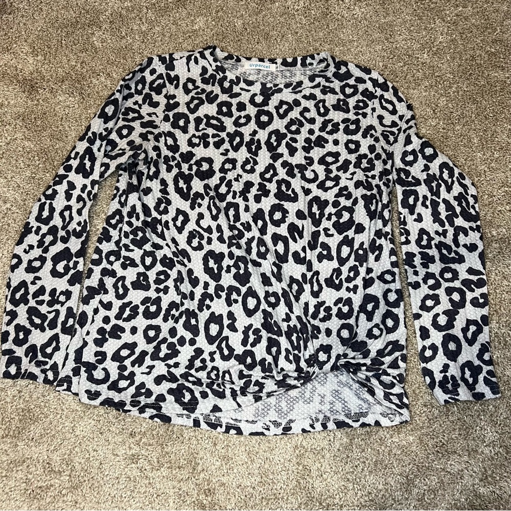 Waffle knit leopard print long sleeve